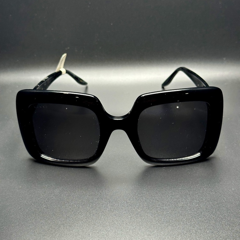 Brand New Gucci Sunglasses - GG0896S